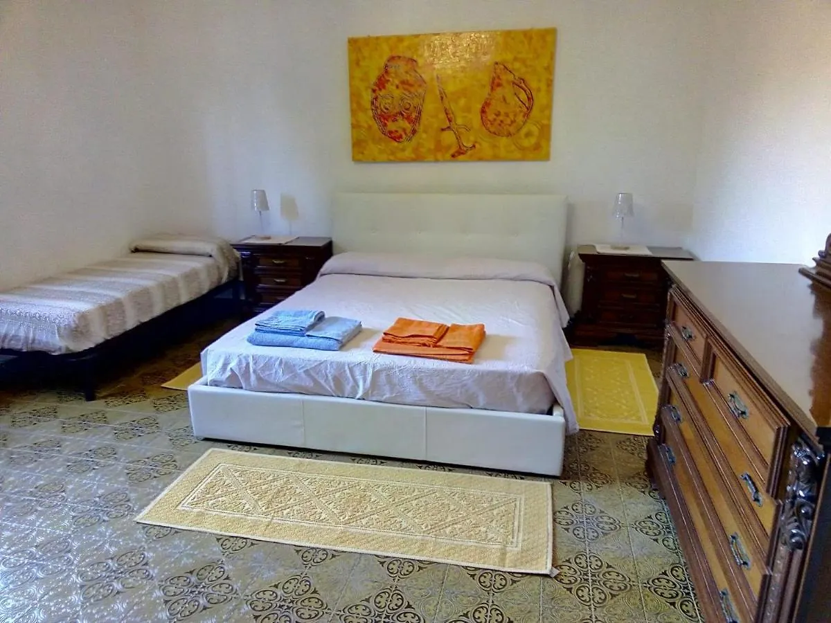 Villa Ada Sarroch 0*,  İtalya
